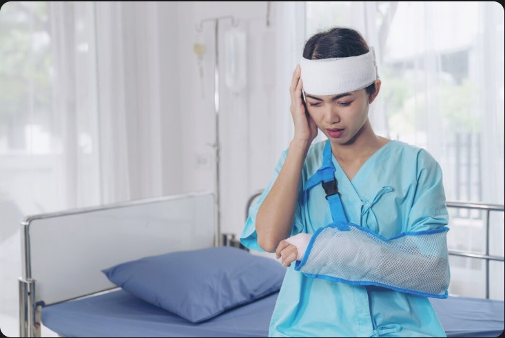 Best Doctor For Head Injuries Due To Road Accident in Mumbai Central